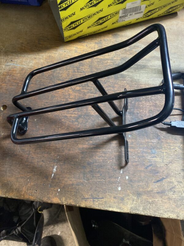 LUGGAGE RACK 06-10 FLSTC